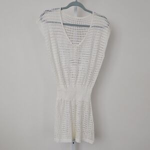 White Textured Swim Coverup with V-Neck and Elastic Waist